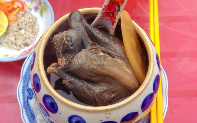 Quán Ăn Gà Ác Tiềm Thuốc Bắc - Lê Văn Lương