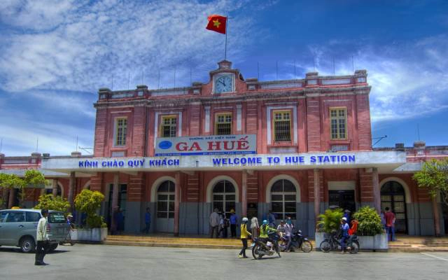 Ga Huế