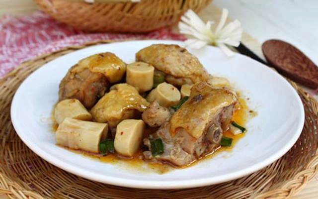 Quán Ăn Gà Ta Da Đỏ