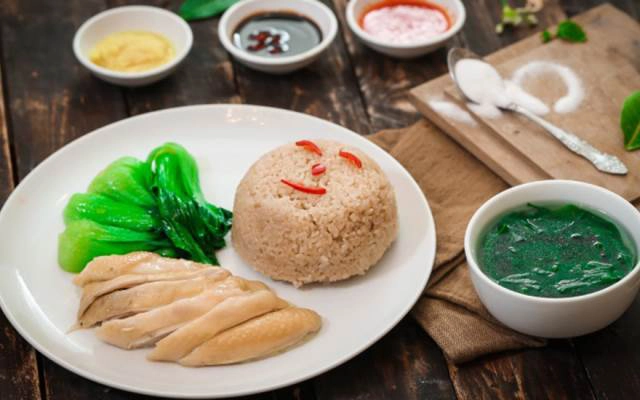 Quán Ăn Gà Ta Minh Châu