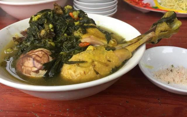 Quán Ăn Gà Tần, Bánh Cuốn Nóng & Bún Chả - Trần Cung