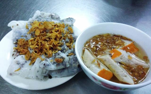 Quán Ăn Gà Tần, Bánh Cuốn Nóng & Bún Chả - Vạn Phúc