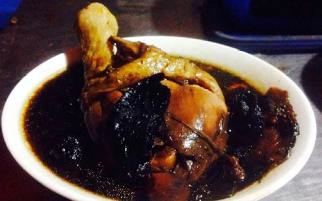 Quán Ăn Gà Tần Cô Biên - Đội Cấn