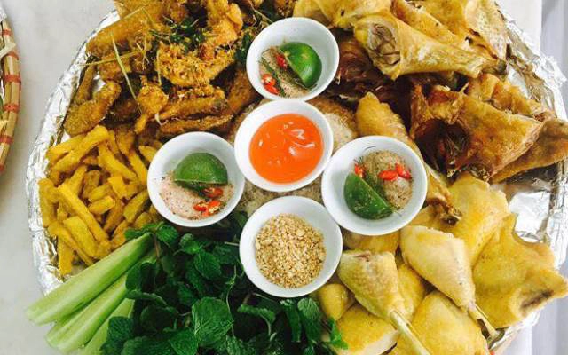 Quán Ăn Gà Tươi Mạnh Hoạch - Ẩm Thực Đồng Quê & Lẩu Các Loại