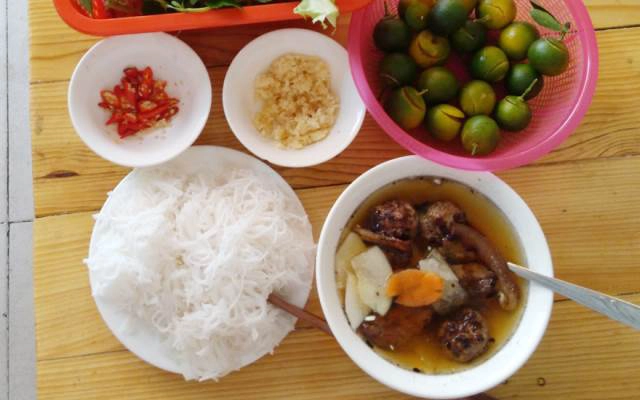 Quán Ăn Gấu Béo - Bún Chả Hà Nội & Bún Đậu Mẹt