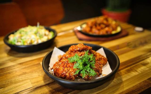 Quán Ăn GAXEO Chicken - Beer & BBQ - The Vista An Phú