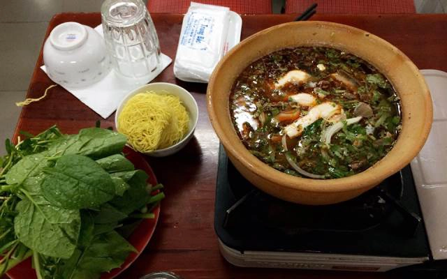 Quán Ăn Gia Đình Trung Bắc - Lẩu Đuôi Bò