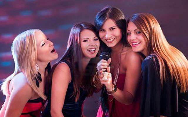 Giai Điệu Tiểu La Karaoke