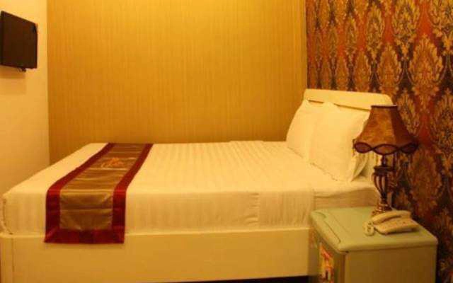 Giang Sơn 1 Hotel
