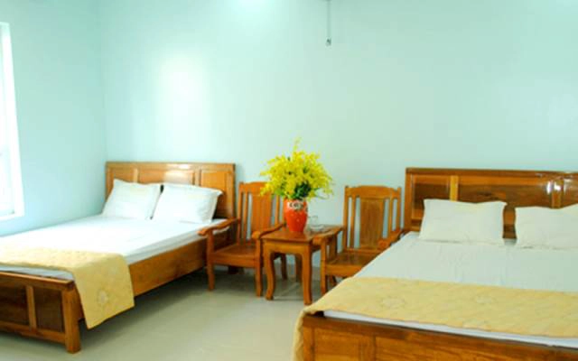 Giang Sơn Hotel