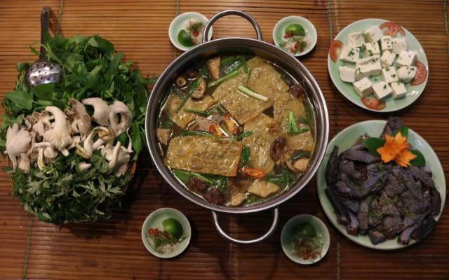 Quán Ăn Gió Việt - Gà Đủ Món