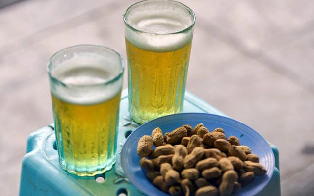 Quán Ăn Góc Phố Miền Tây - Bia Hơi Hà Nội