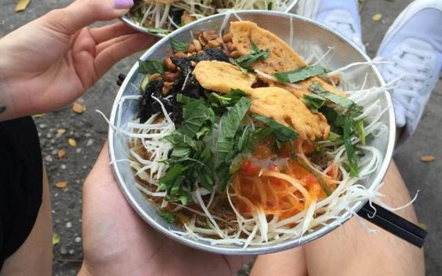 Quán Ăn Gỏi Khô Bò - Công Viên Lê Văn Tám
