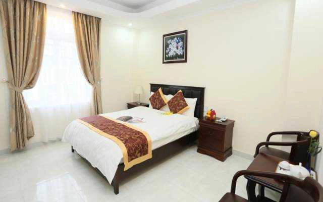 Golden Hotel