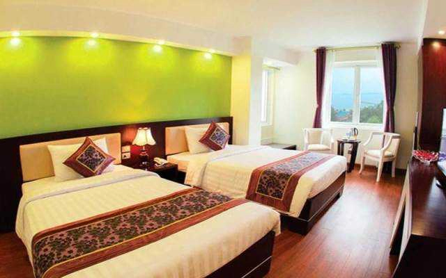 Golden Lotus Halong Hotel