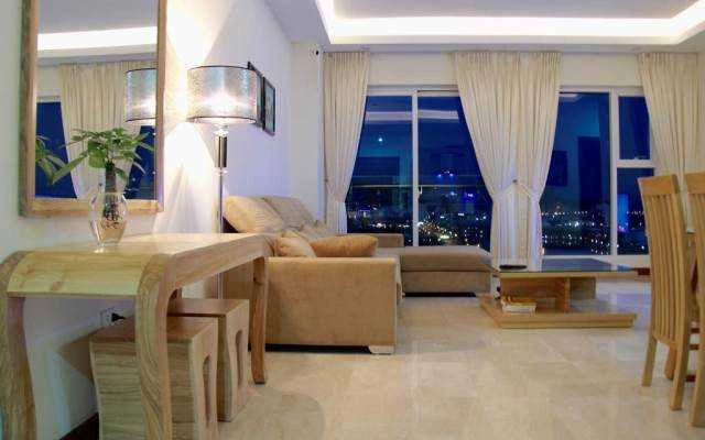 Green Bay Towers Apartment