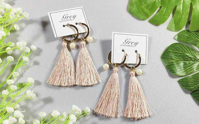 Grey Accesories