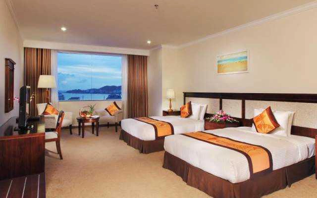 Ha Long DC Hotel - Đường 25 Tháng 4