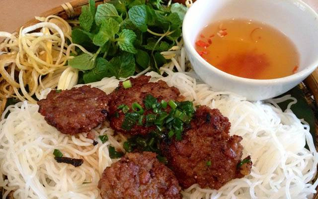 Quán Ăn Hà Nội Quán - Bún Chả Hà Nội