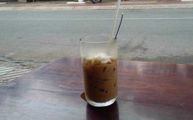Hai Răng Cafe