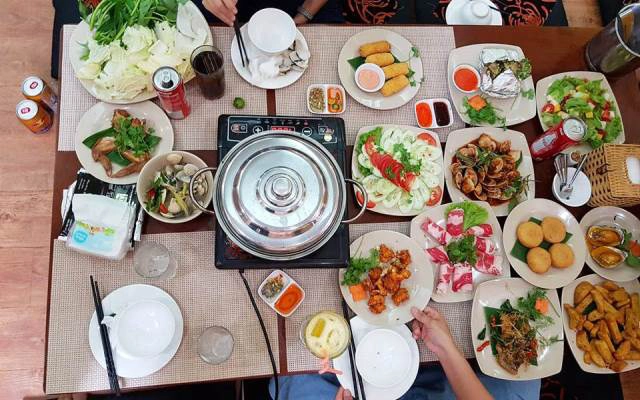 Quán Ăn Hải Sản 3 Yêu Tinh - Quan Hoa