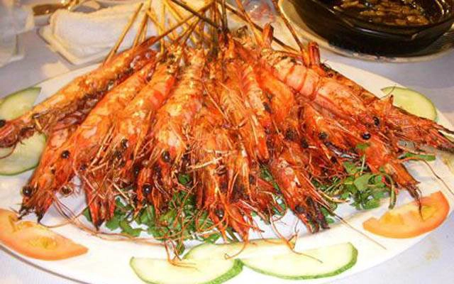 Quán Ăn Hải Sản A Xừ