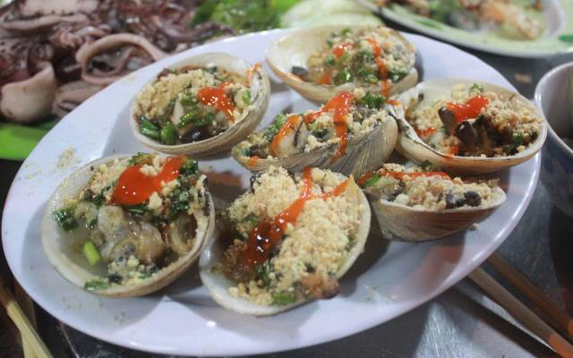 Quán Ăn Hải Sản Bà Cường