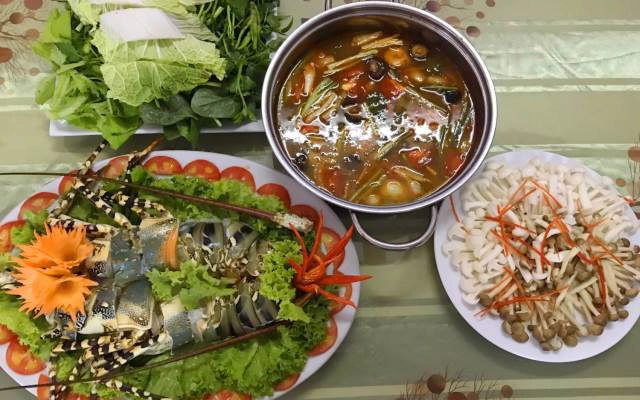 Nhà Hàng Hải Sản Biển Đông - KĐT Tây Nam Linh Đàm