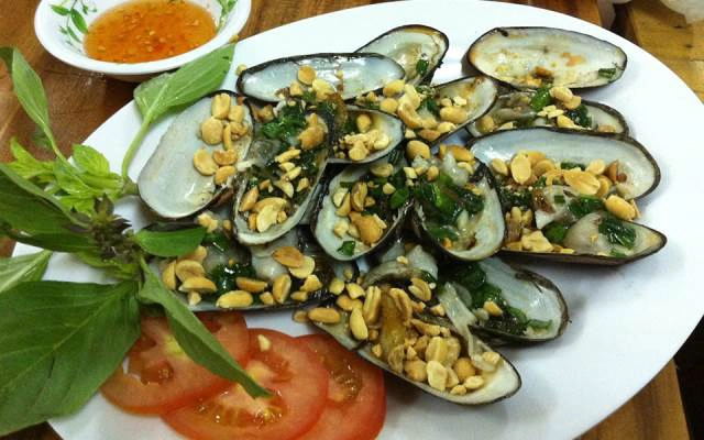 Quán Ăn Hải Sản Cô 3 Dung