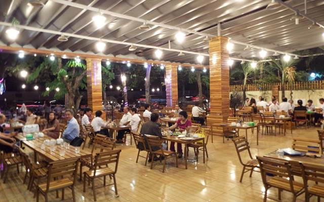 Quán Ăn Hải Sản Sóng Xanh