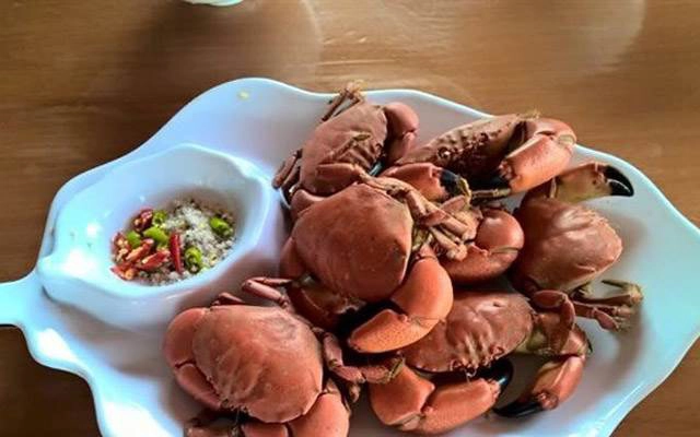 Quán Ăn Hải Sản Tiến Cong
