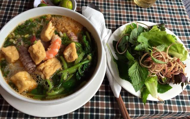 Hải Vân - Cơm Bình Dân & Bún Hải Sản
