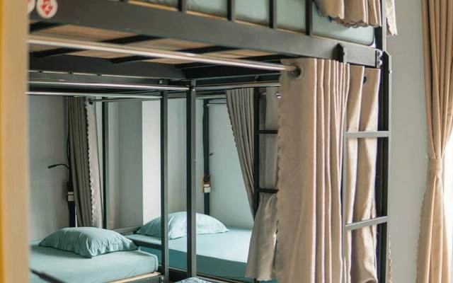 Halo Hostel