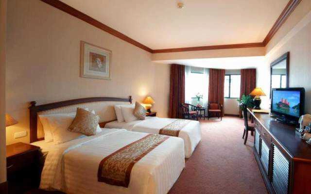 Halong Plaza Hotel - Hạ Long