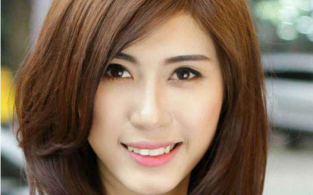 Hằng Anh - Tạo Mẫu Tóc