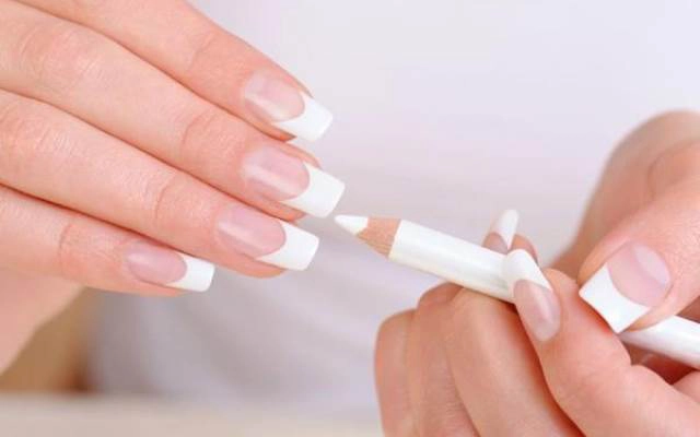 Hạnh Ly Nail & Make Up
