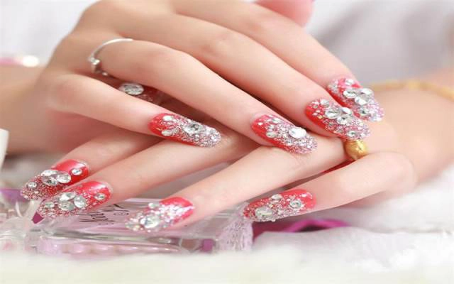 Hannah Beauty Nail