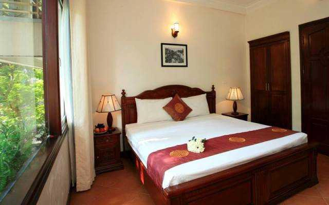 Hanoi Golden Moon Hotel - Nguyễn Hữu Huân