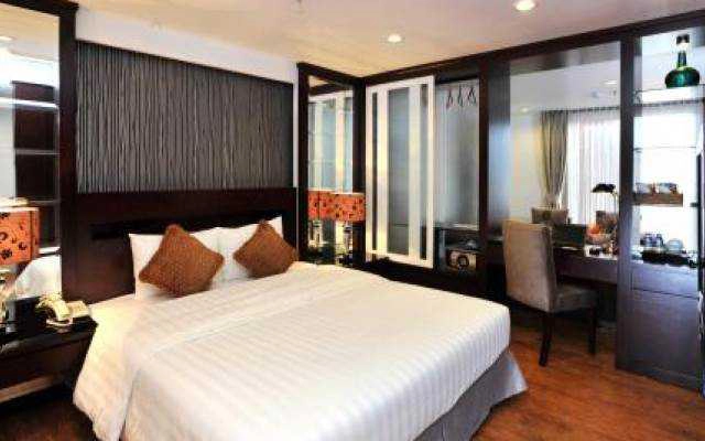 Hanoi Legacy Hotel - Bát Sứ