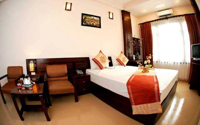 Hanoi Street Hotel