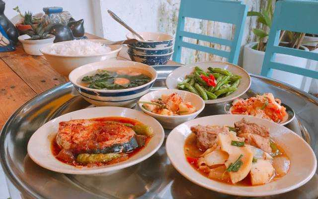 Hẻm Living Cafe