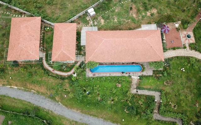 Hidden Hill Resort