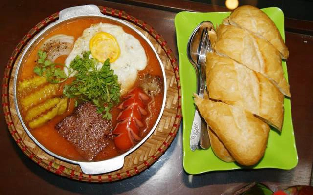 Quán Ăn Hiếu 79S - Bánh Mì Chảo