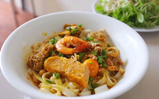 Quán Ăn Hiếu - Mì Gà & Phở Bò