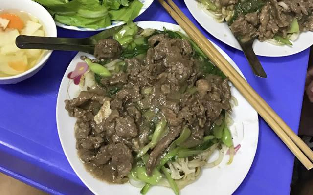 Quán Ăn Hiếu - Phở Bò & Cơm Rang