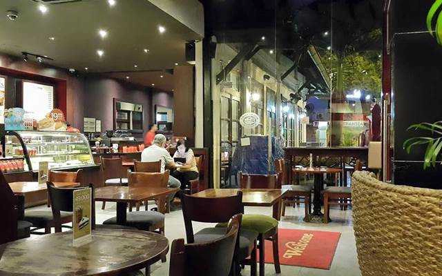 Highlands Coffee - Nguyễn Du