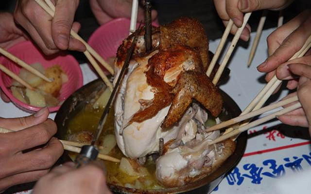 Quán Ăn Hồ Đại Hàn - Gà Chỉ & Thỏ Chỉ