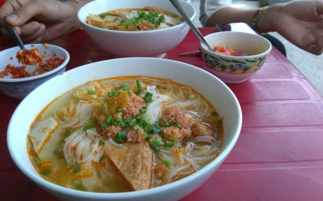 Quán Ăn Hoa Béo - Bún, Miến & Bánh Đa Cua