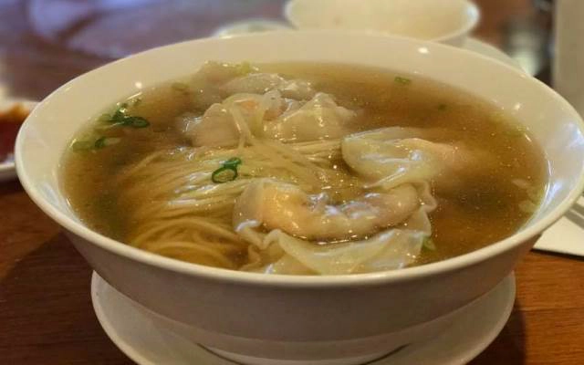 Quán Ăn Hoa Béo - Mì Vằn Thắn
