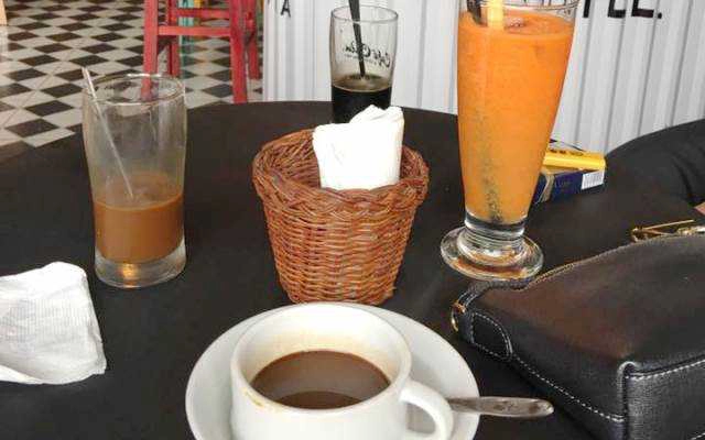 Hoa Đăng Coffee